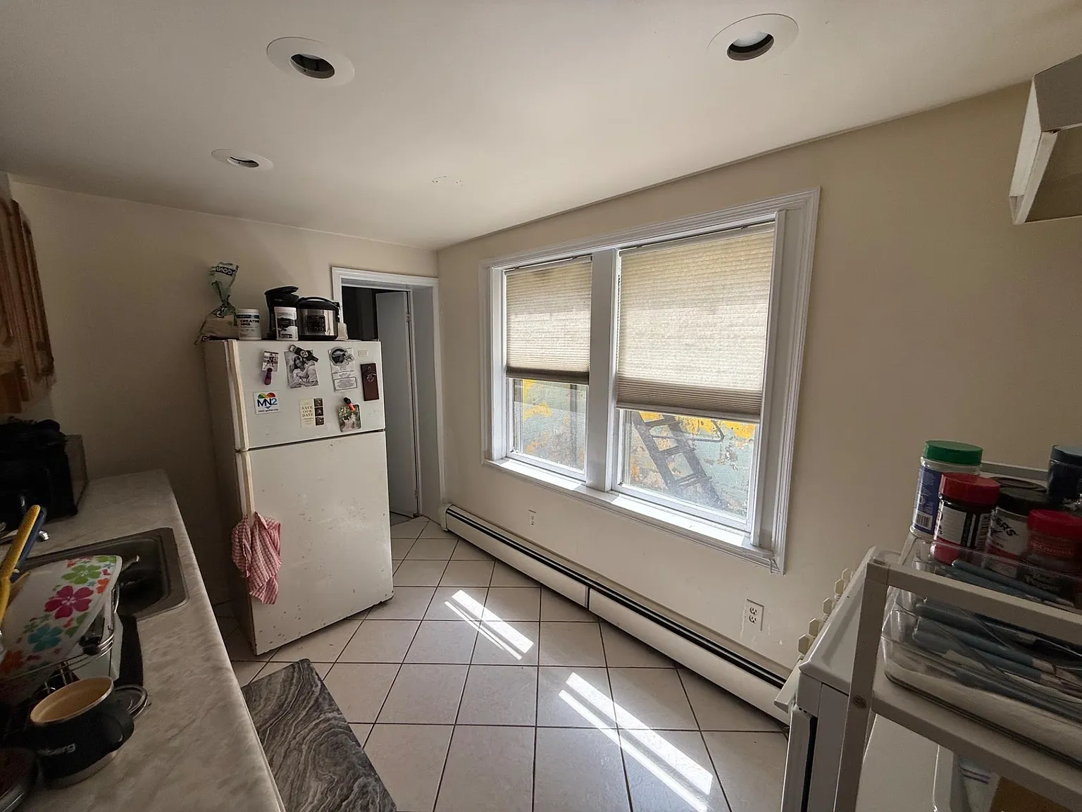 Apartment In Building, Hoboken, NJ, 07030 — Photo 3