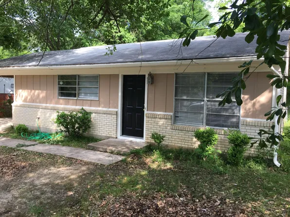 2011 Lee St, Tyler, TX 75702