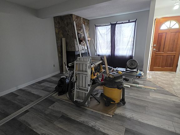 2nd image of 7C Glendale Blvd #7C