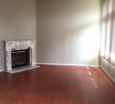 3rd image of 729 E Grand Ave APT J