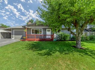 1073 Barstow Ave, Eugene, OR 97404