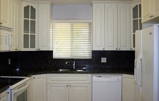 2nd image of 2323 Van Buren St APT 204