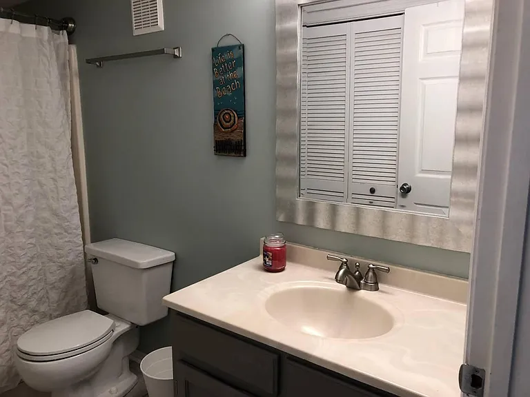 612 Carolina Beach Ave N #1A — Photo 12