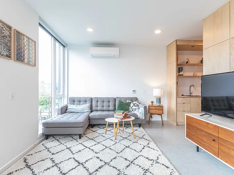 Artisan Apartments — Photo 13
