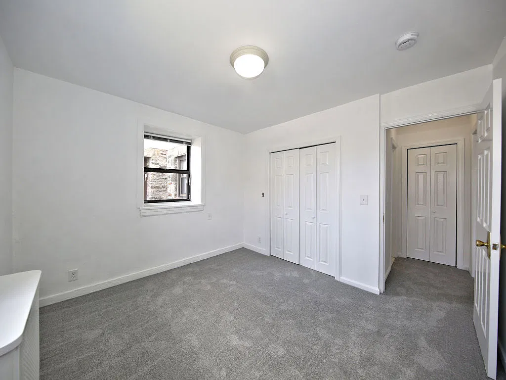 Apartment for Rent — Photo 4
