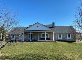 107 Squires Pointe Rd, Paris, KY 40361