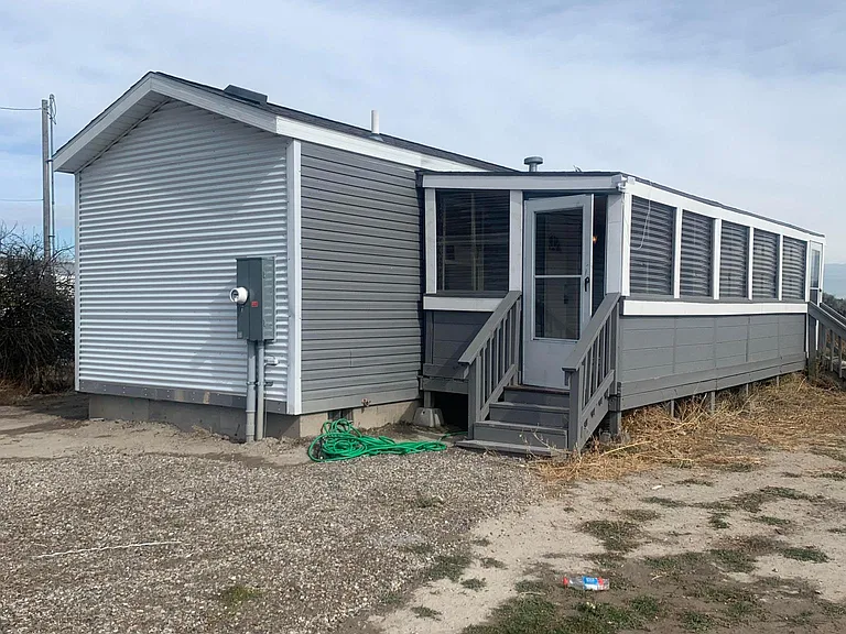 634 N 2884 E — Photo 5