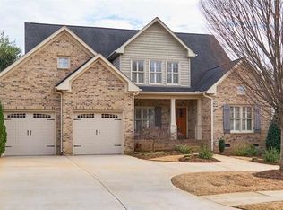 3 Broadstone Ct, Simpsonville, SC 29681