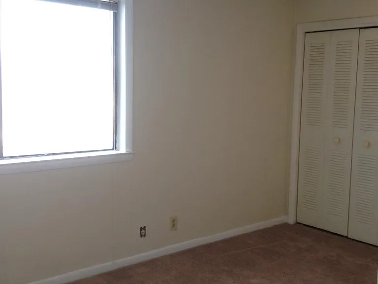 upstairs bedroom 1