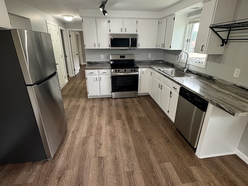 417 Fernwood Ave #2