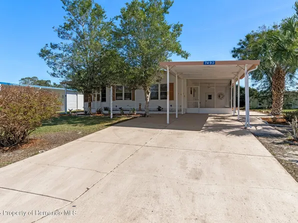 7492 Fairlane Ave, Brooksville, FL 34613