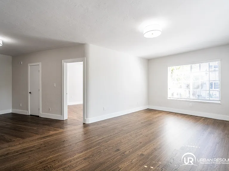 2420 Flamingo Dr #1 — Photo 18