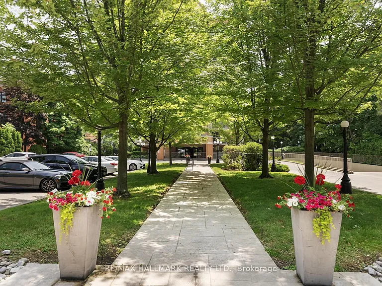 2210 Lakeshore Rd #104 — Photo 6