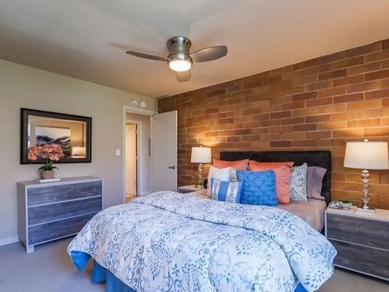 905 Cherry St #405 — Photo 11