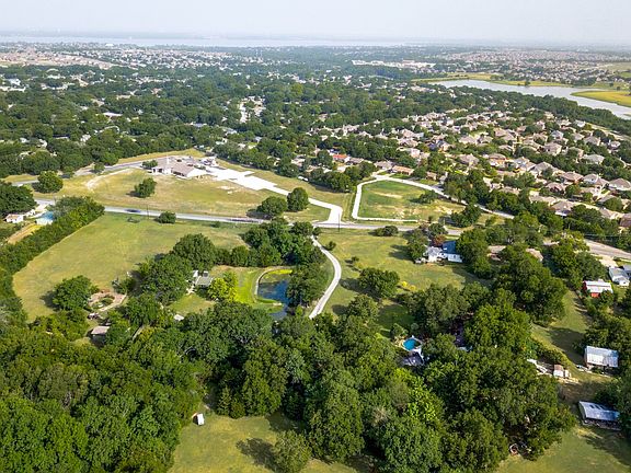 12_930-williams-st-rockwall-tx-High-Res-13.jpg