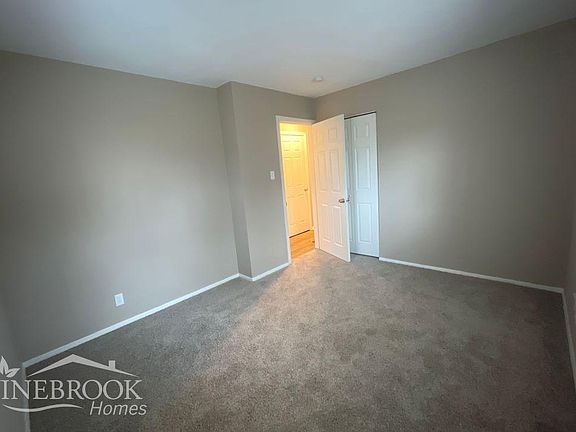 5th image of 3525 N Eaton Ave