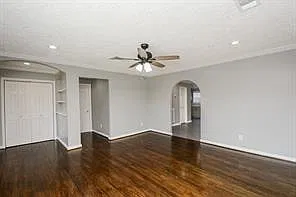 3 bed, 3.5 bath, 2748 sqft, $2,500 — Photo 3