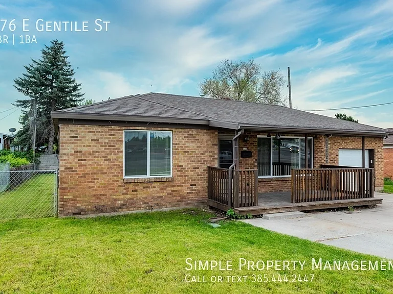 476 E Gentile St — Photo 2