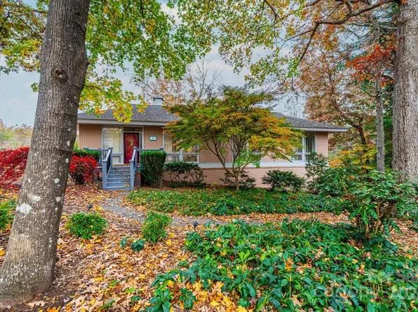 141 36th Ave NW, Hickory, NC 28601