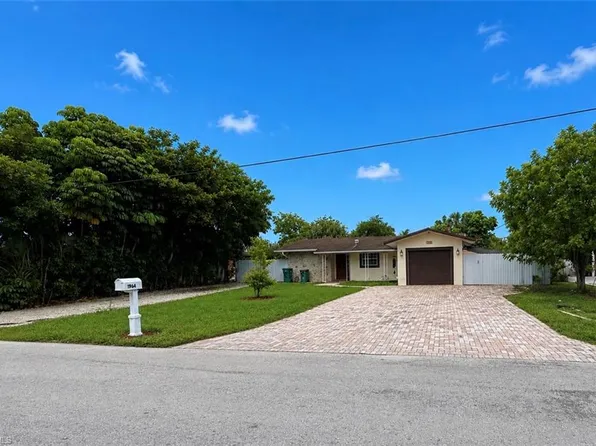 1964 42nd ST SW, NAPLES, FL 34116
