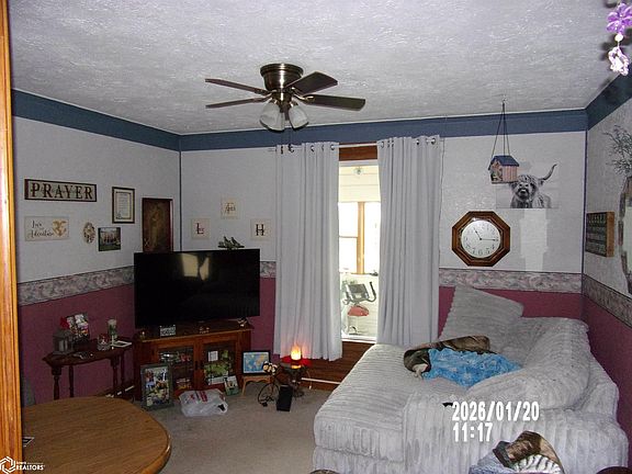 2nd image of 333 1st St