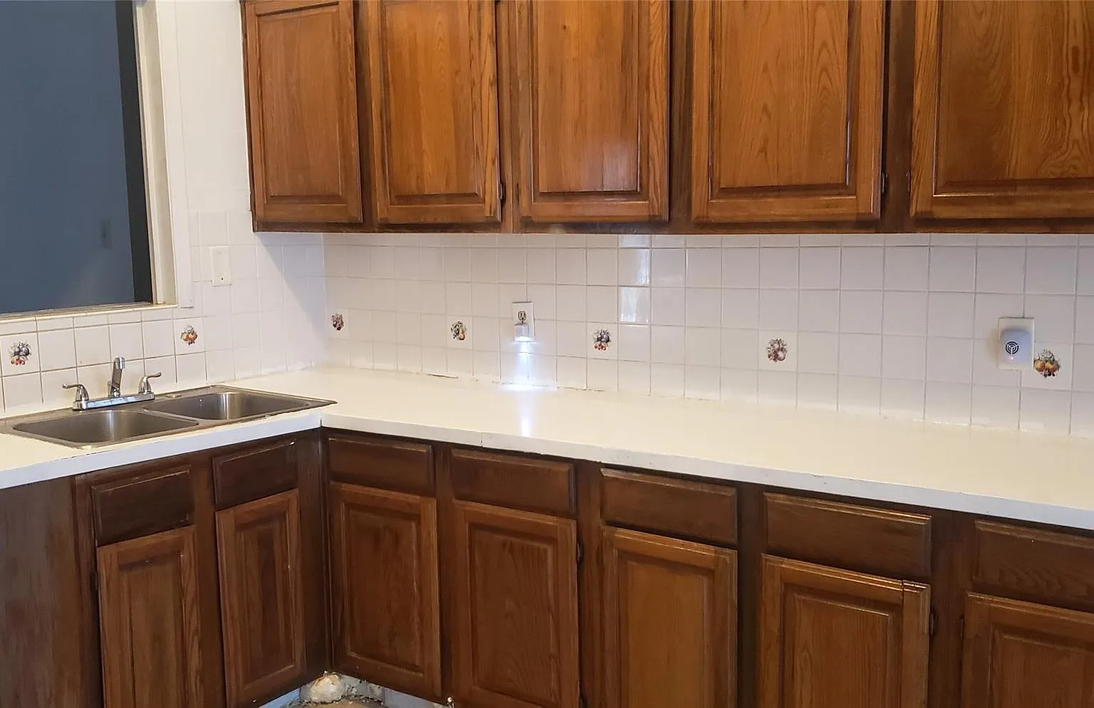3 bed, 2.0 bath, 1406 sqft, $1,700 — Photo 4