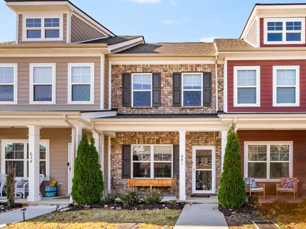 641 Bradburn Village Cir, Antioch, TN 37013