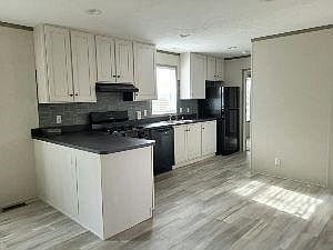 3rd image of 145 Lynn Ln #26