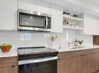 3210 SW 12th Ave #304, Portland, OR 97239