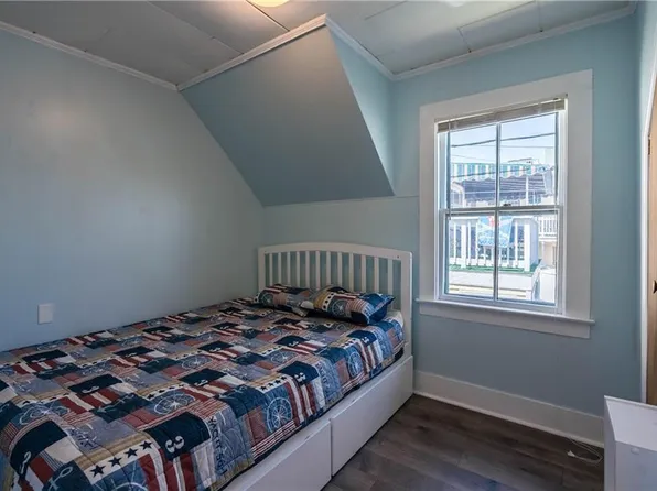 13 Bay Ave, Old Orchard Beach, ME