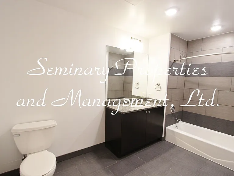 Prime Southport Corridor newer construction one-bedroom's — Photo 8