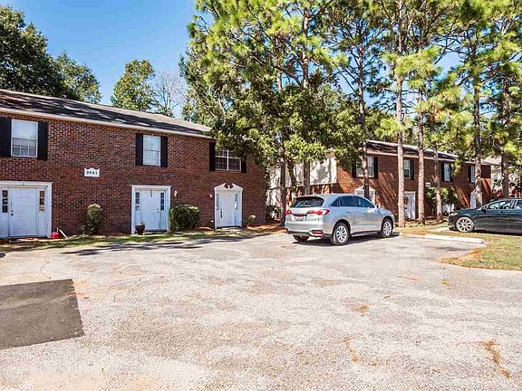 3rd image of 3041 Belle Meade Dr APT D