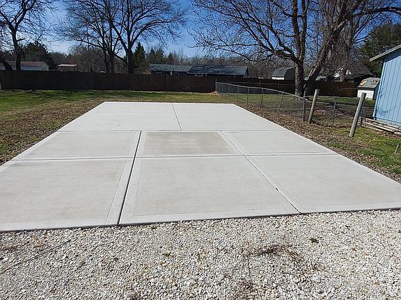 5th image of 109 Miller Ave