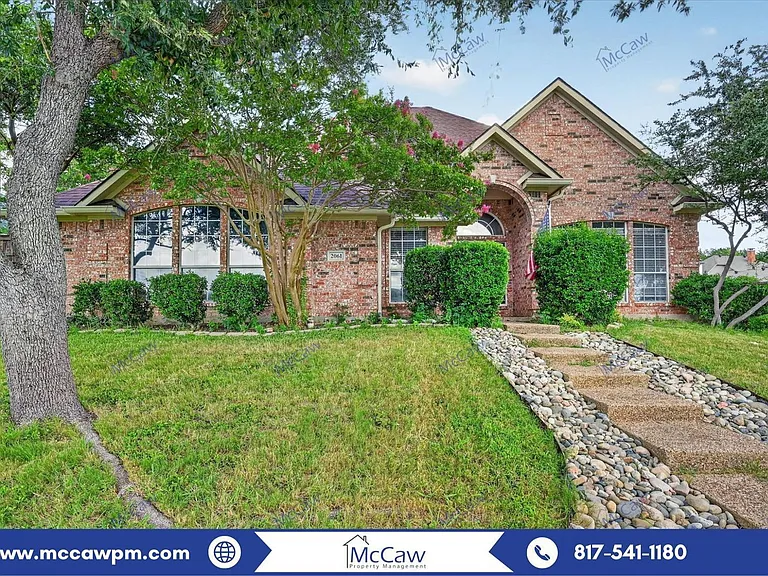 2061 Le Mans Dr — Photo 1
