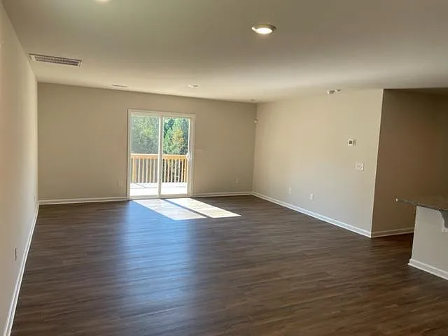 3164 Treyson Dr — Photo 3