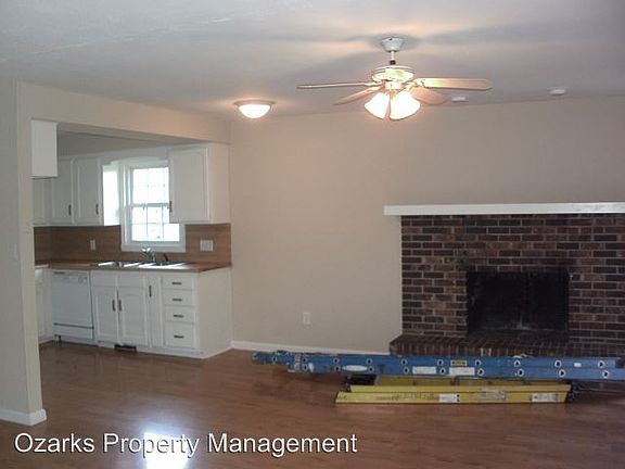 4th image of 3427 S Newton Ave
