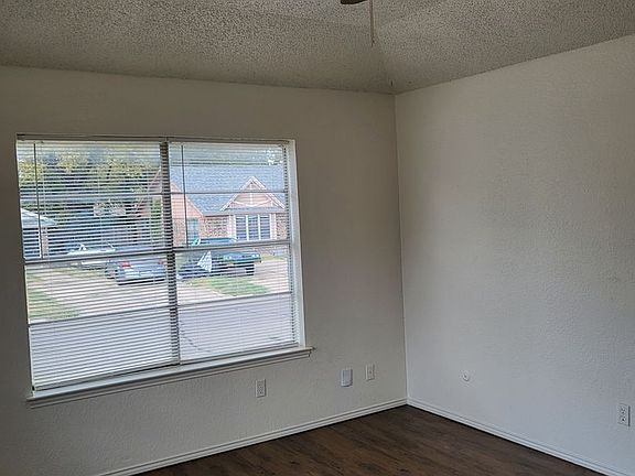 3rd image of 1729 Justin Lyn St