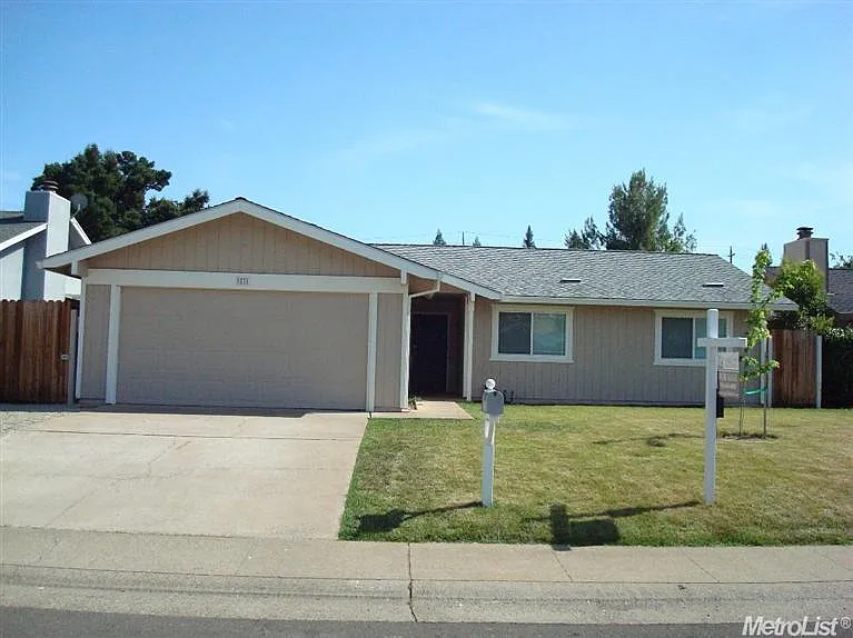 9836 Culp Way photo 1