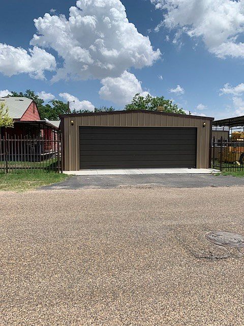 2nd image of 6120 Fort Worth Ave