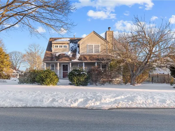 66 Christopher St, South Kingstown, RI 02879