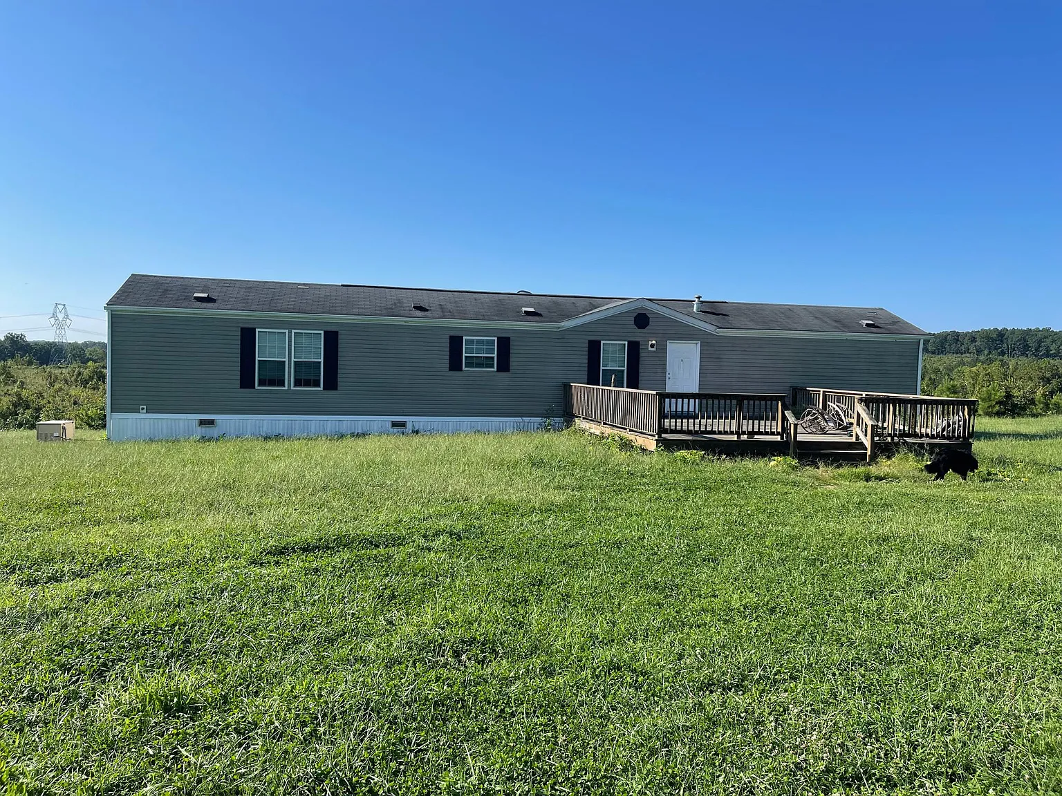 3 bed, 1120 sqft, $2,500 — Photo 1