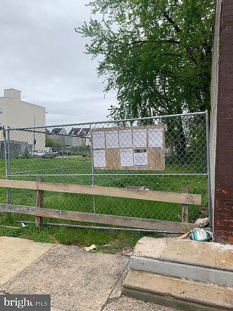 1st image of 2073 E Auburn St
