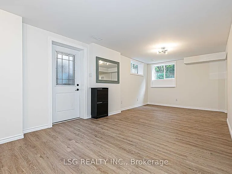 25 Briardale Pl — Photo 18