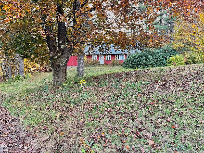 5th image of 420 Warrensburg Road
