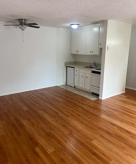 501 Venice Blvd — Photo 2