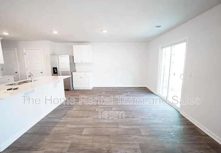 112 Red Admiral Ln — Photo 10