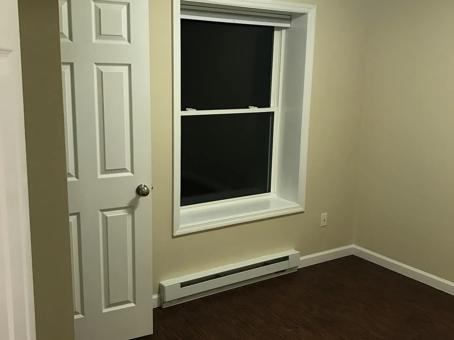 2 bed, 850 sqft, $1,200 — Photo 3