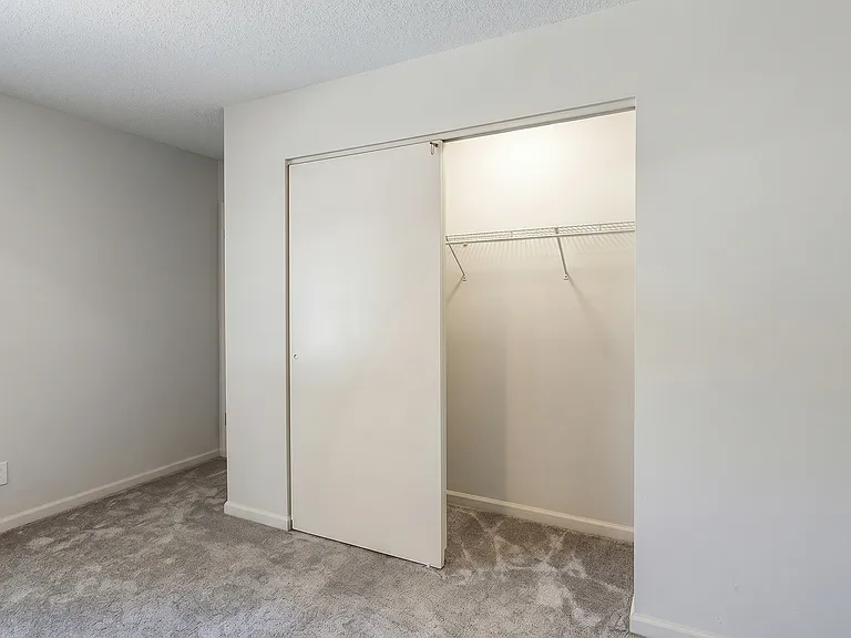 36 Le Moyne Dr — Photo 14