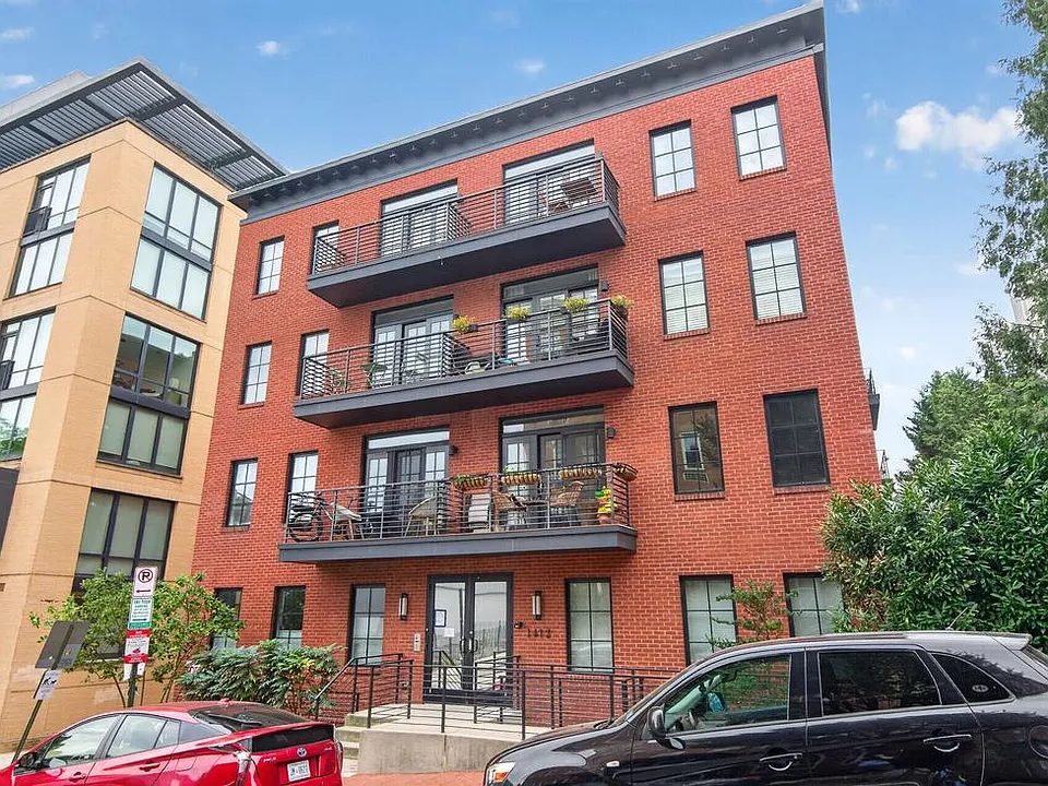 1412 Chapin St NW #401