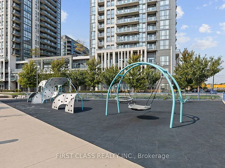15 Zorra St #606 — Photo 30